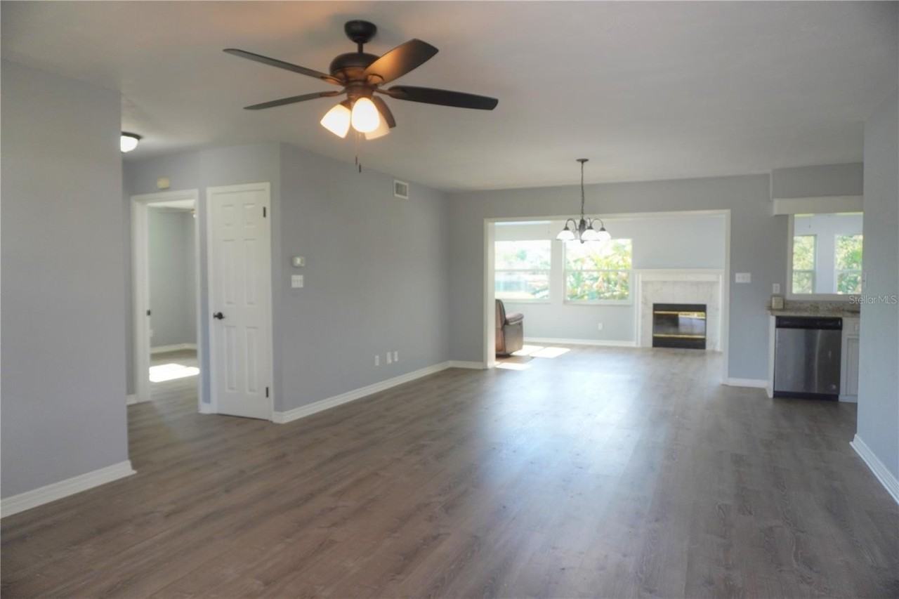 6524 Hillside Ave - Photo 5 of 28