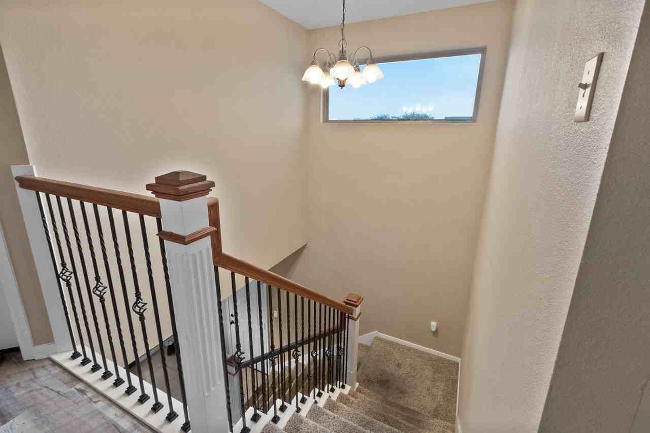 Tracy Ln - Photo 2 of 5