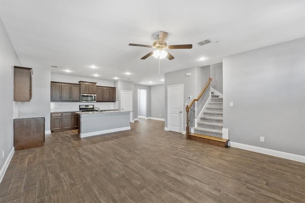 5556 Kilmer Court - Photo 5 of 20