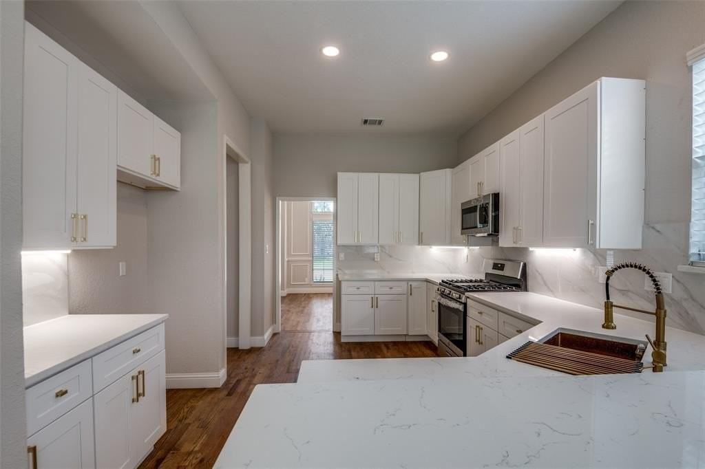 614 Sumner Drive - Photo 7 of 15