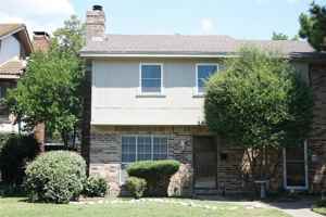 featured image of 2443 N Graham Dr