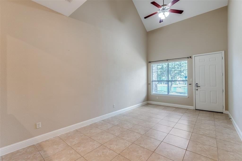 5436 Mesquite Dr - Photo 4 of 29