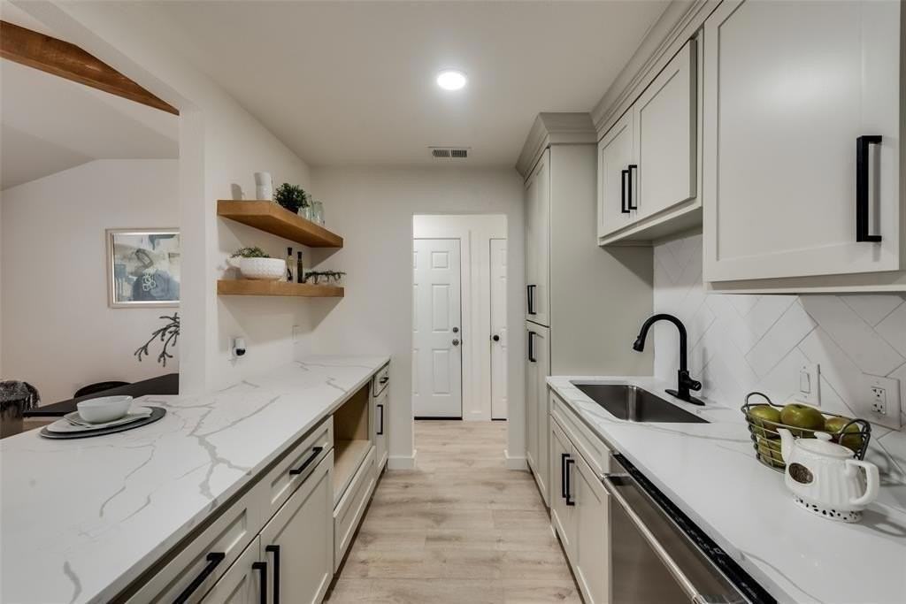 9227 Crimnson Ct - Photo 5 of 9