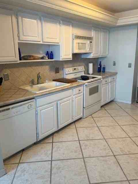 1800 S Ocean Blvd #408 - Photo 6 of 27