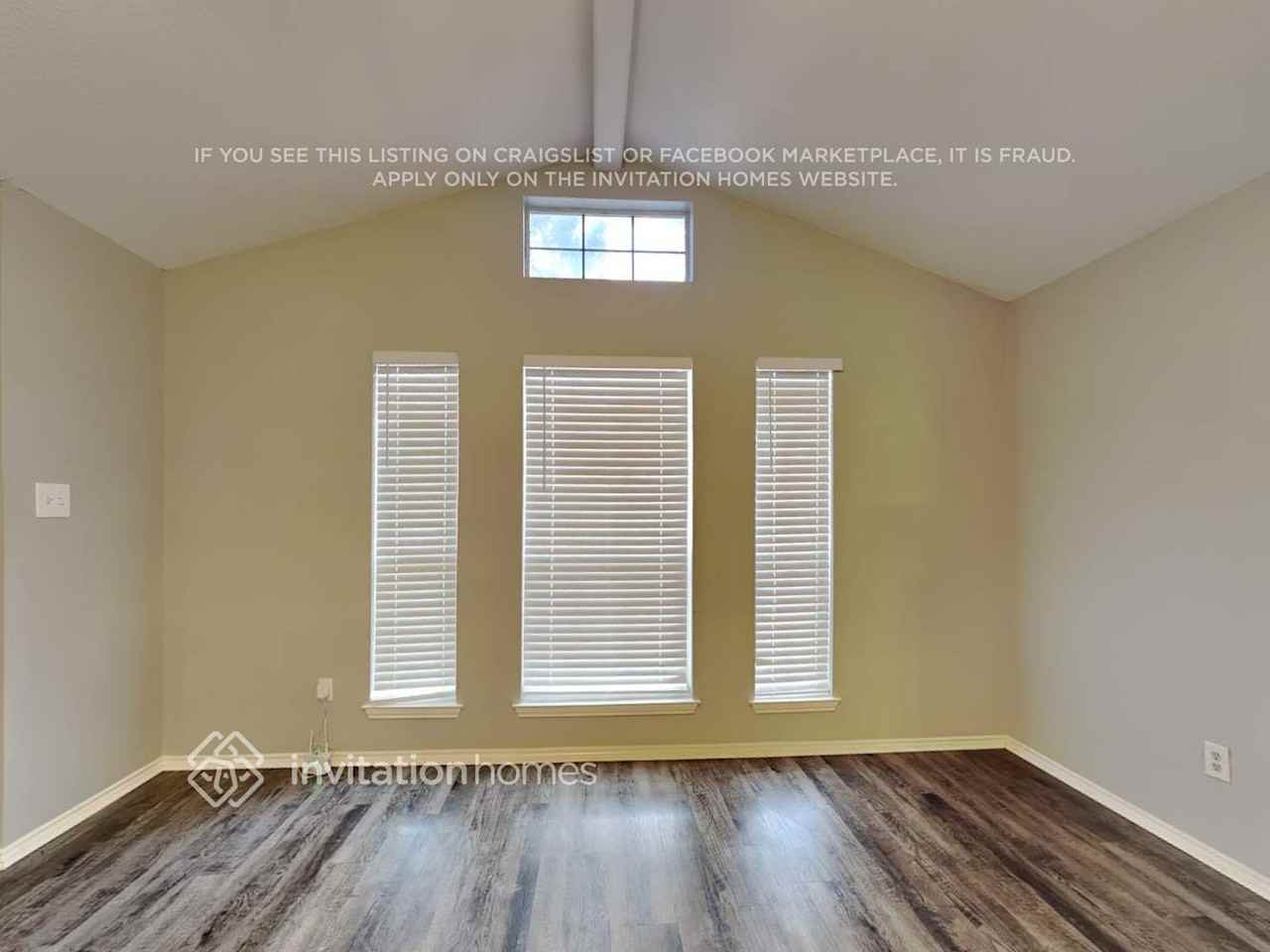 1200 Cardinal Oaks Dr - Photo 4 of 21