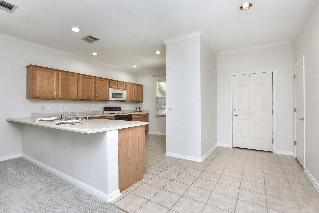 508 Texas Drive - Photo 6 of 24