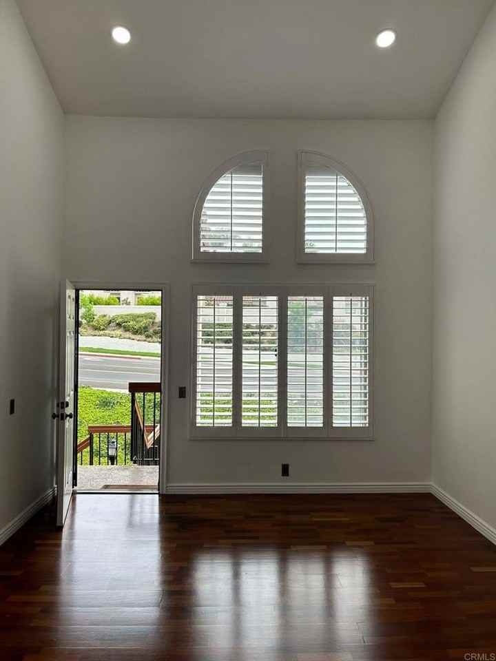 4040 4040 Porte La Paz 75 - Photo 7 of 23