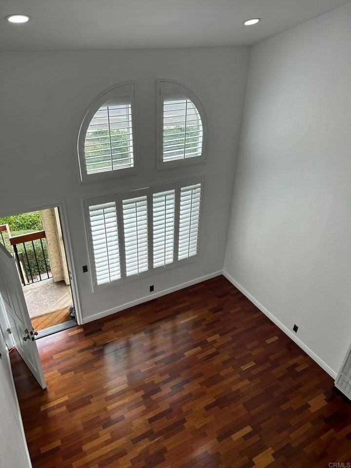 4040 4040 Porte La Paz 75 - Photo 6 of 23