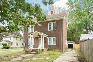 featured image of 2201 East Ave