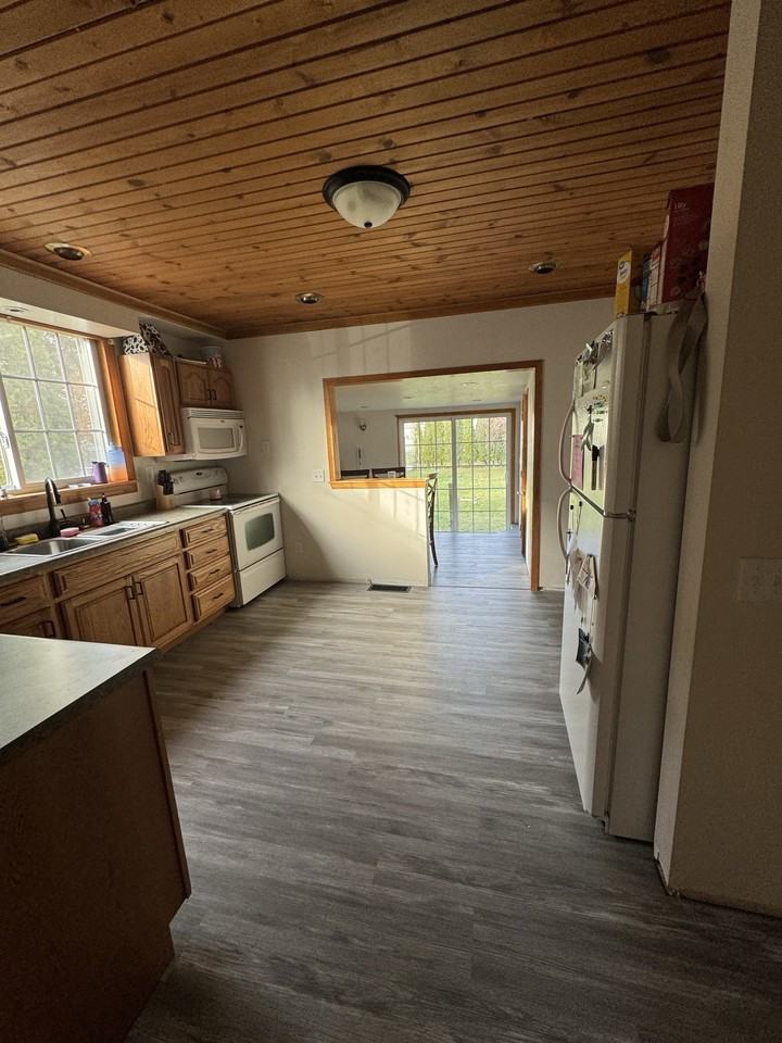 257 Bischoff St - Photo 6 of 6