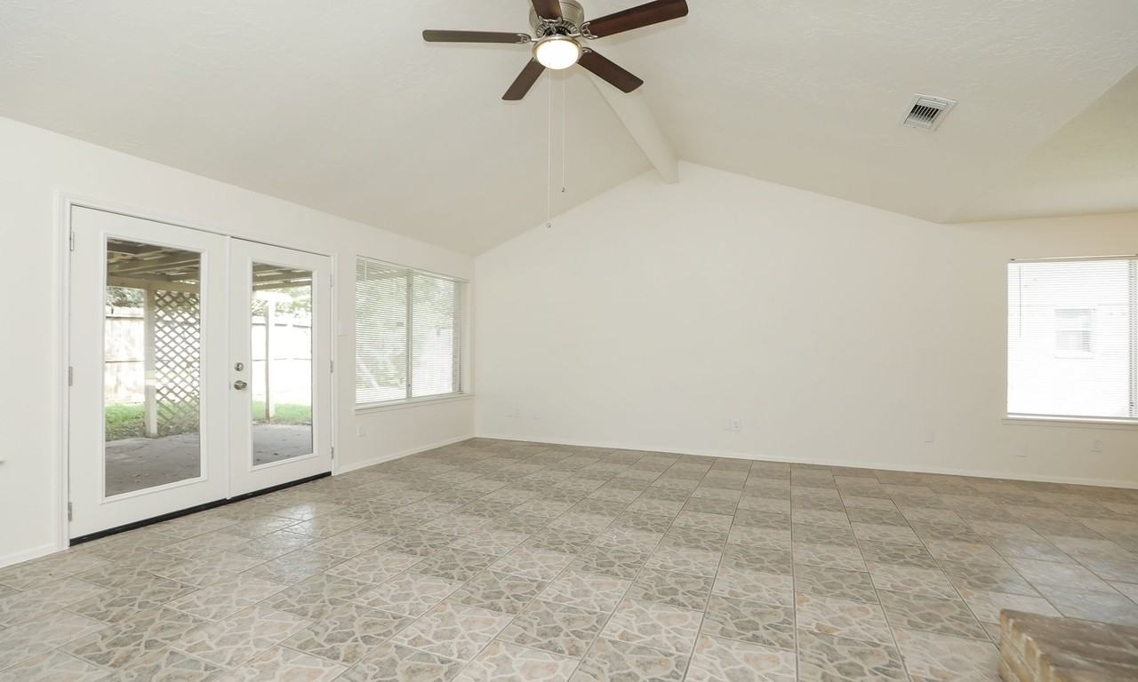 17902 Autumn Trails Ln - Photo 7 of 34