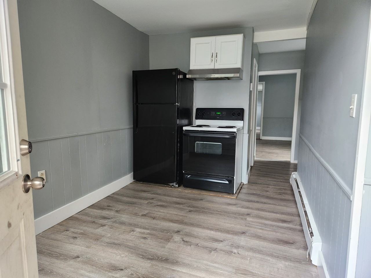 818 Bedford St #2 - Photo 4 of 6