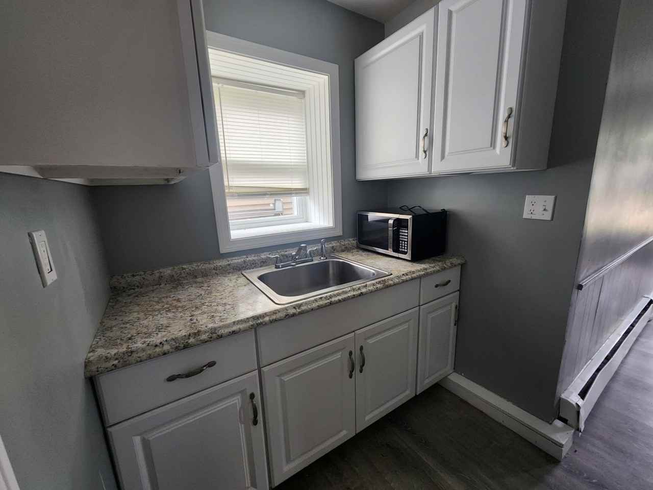 818 Bedford St #2 - Photo 5 of 6