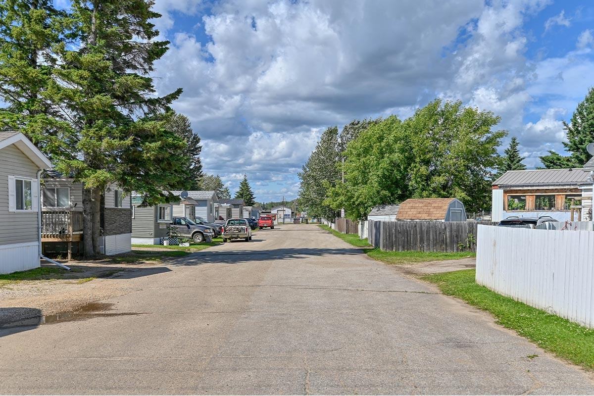 Lynwood Estates - Photo 3 of 3