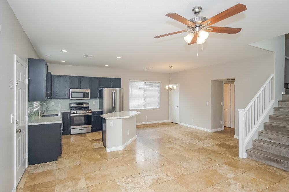3523 Ashford Grove St - Photo 7 of 17