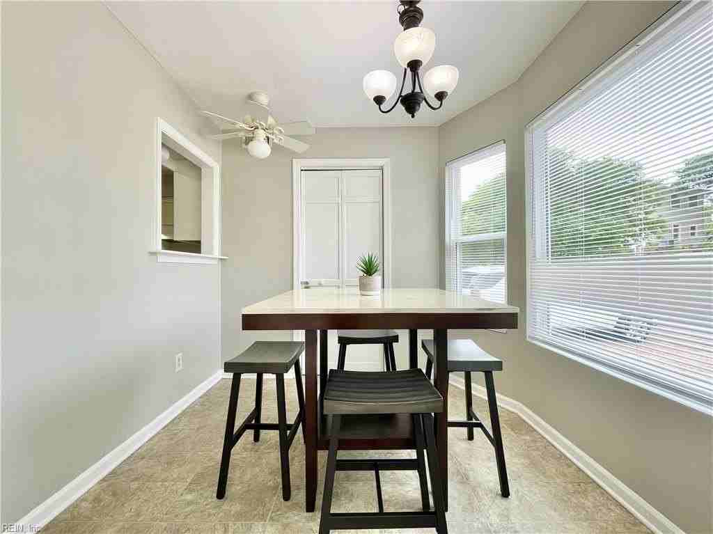 4464 Lauderdale Ave - Photo 5 of 44