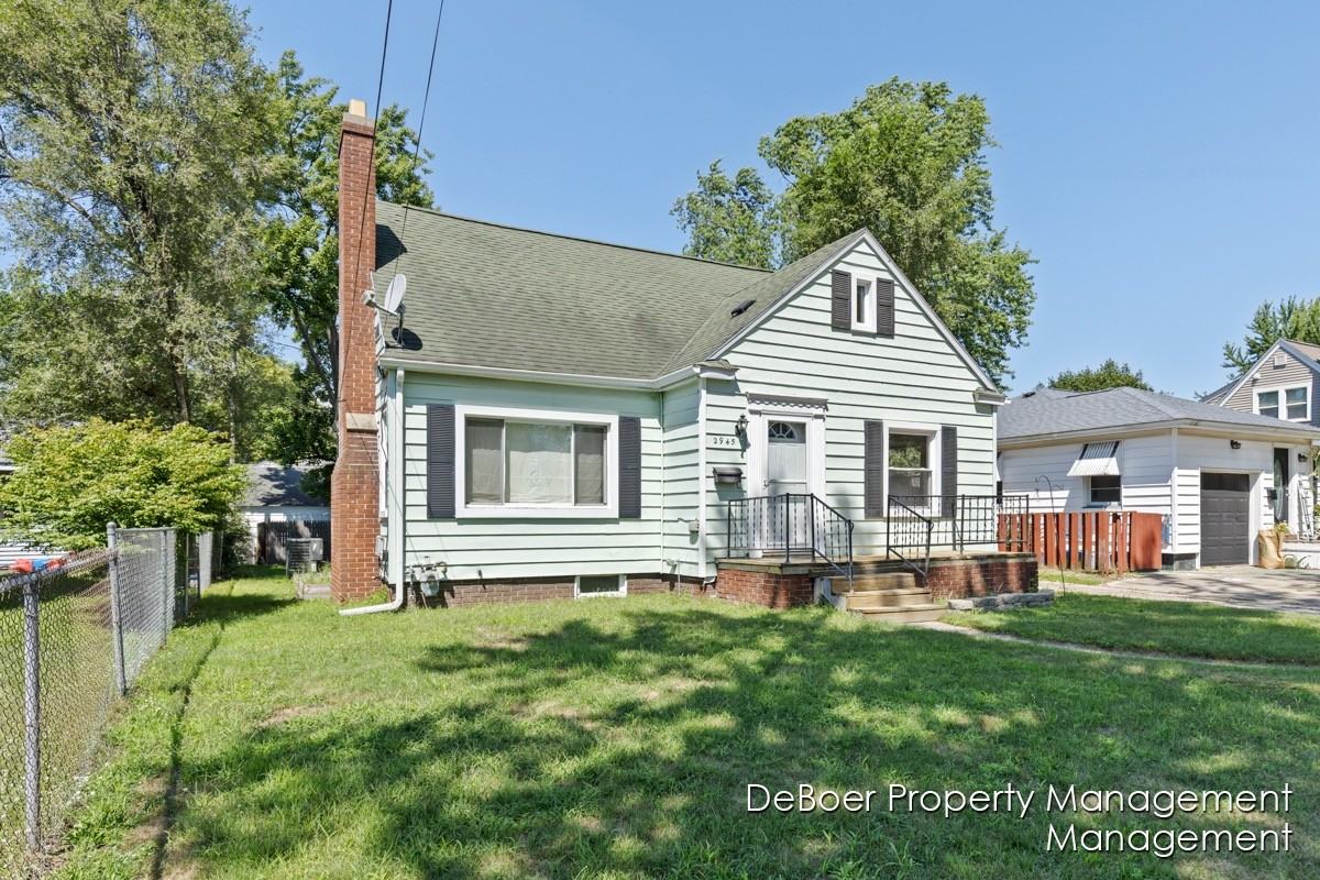 2945 Roosevelt Rd - Photo 4 of 20