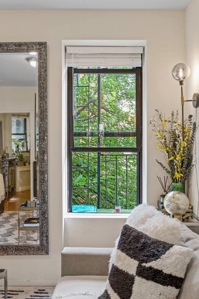 91 Bedford St #1277311P - Photo 2 of 18