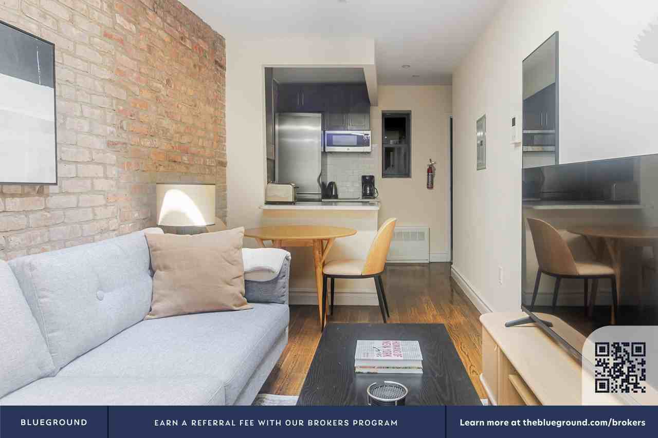 316 West 14th Street #1934 - Photo 5 of 21