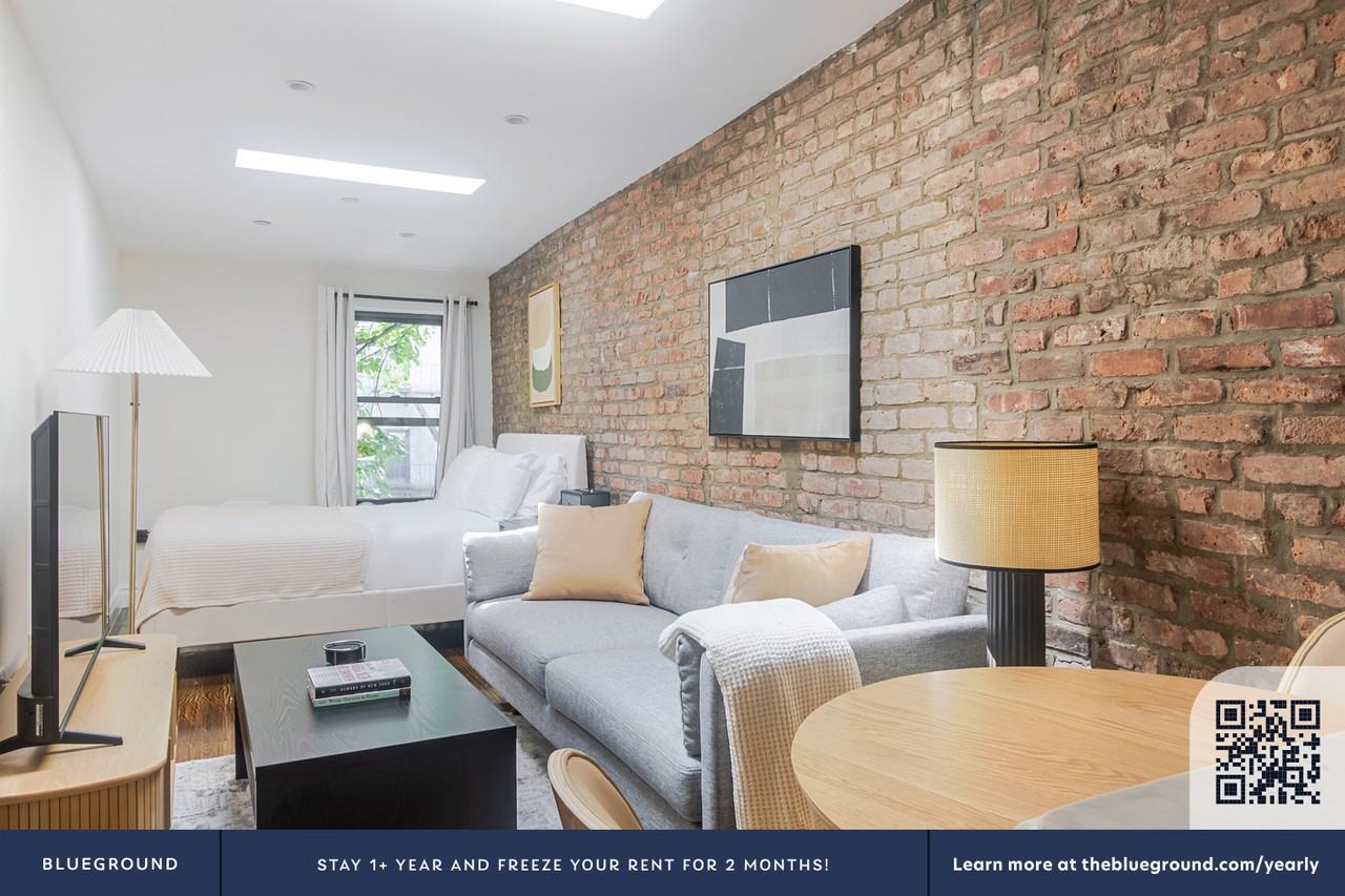 316 W 14th St #1934 - Photo 7 of 20