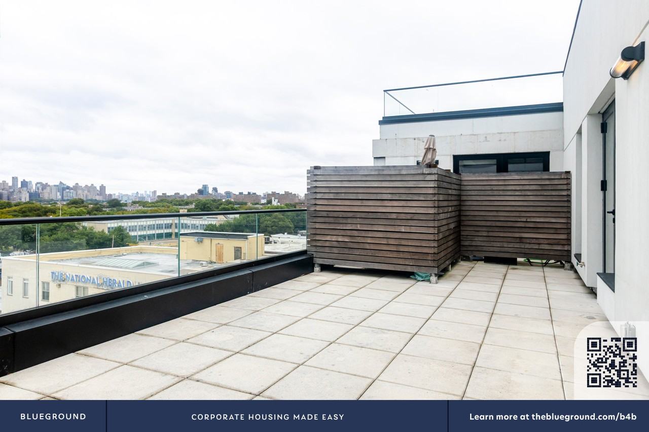 37-05 30th Street - Photo 5 of 38