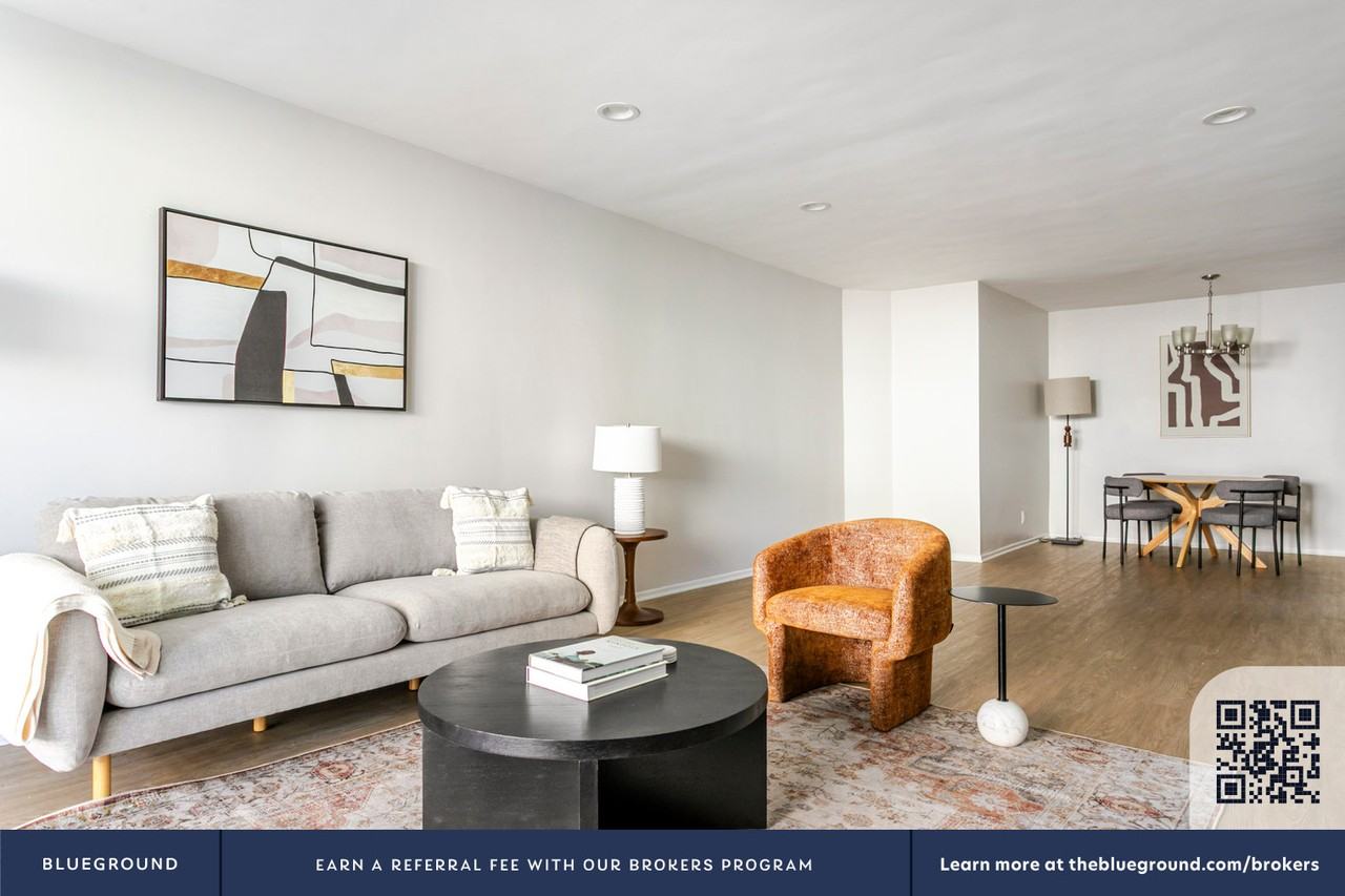 1371 S Beverly Glen Blvd #1397 - Photo 5 of 24