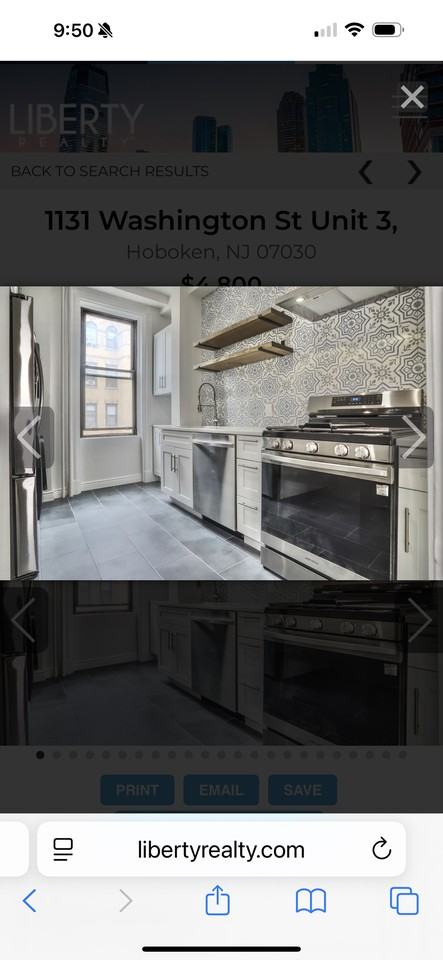 1131 Washington St - Photo 3 of 9