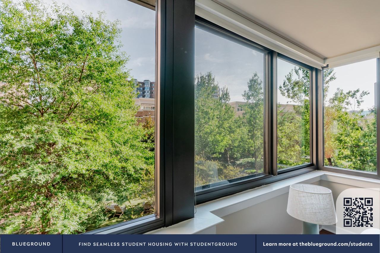 1510 Clarendon Boulevard - Photo 6 of 35