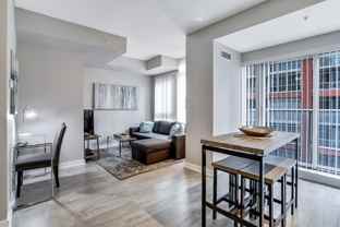 199 Queen St W - Photo 1 of 1