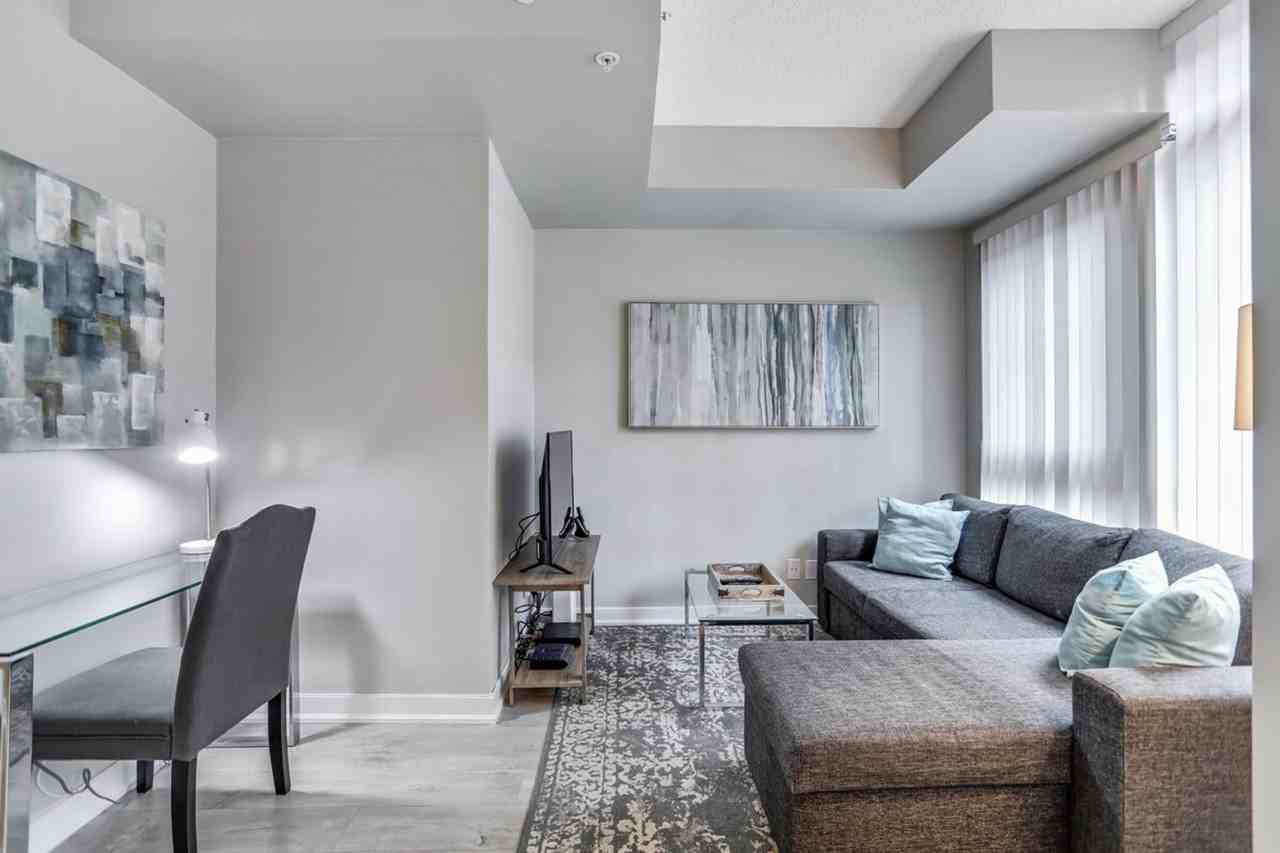 199 Queen St W #1050763P - Photo 3 of 21