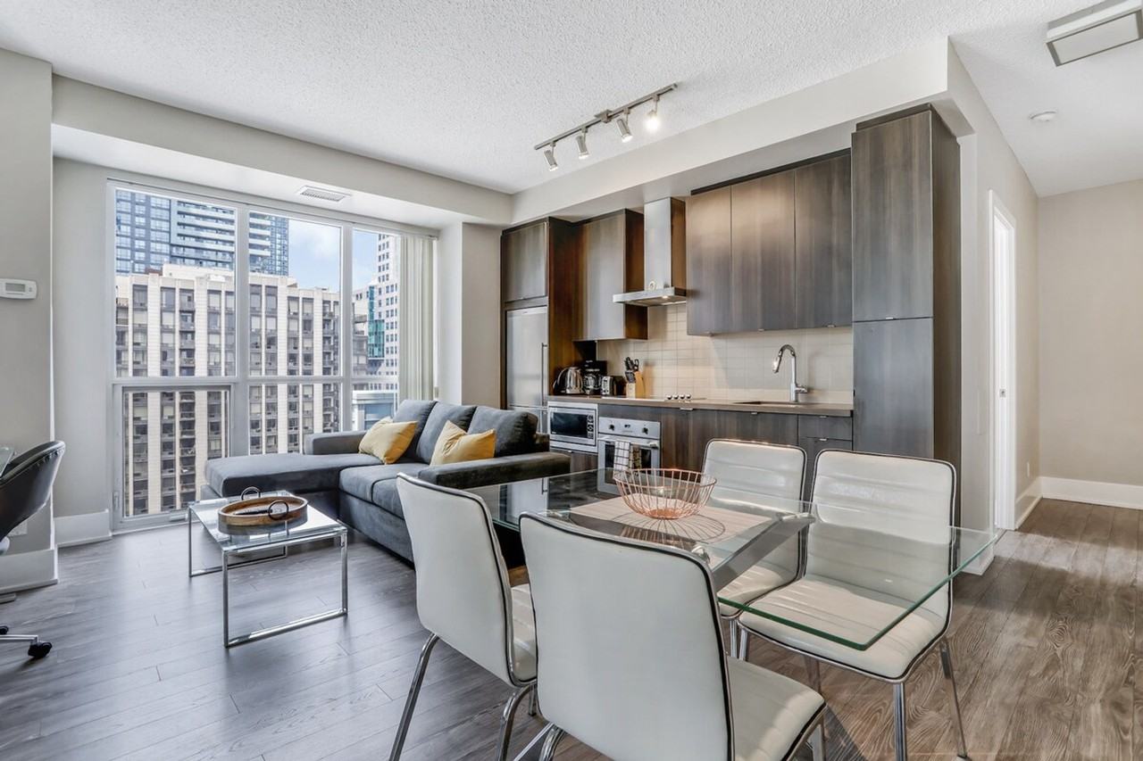 315 Front St W #1050769P - Photo 6 of 34