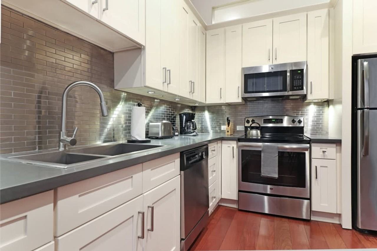 822 Perdido St #1272356P - Photo 5 of 35