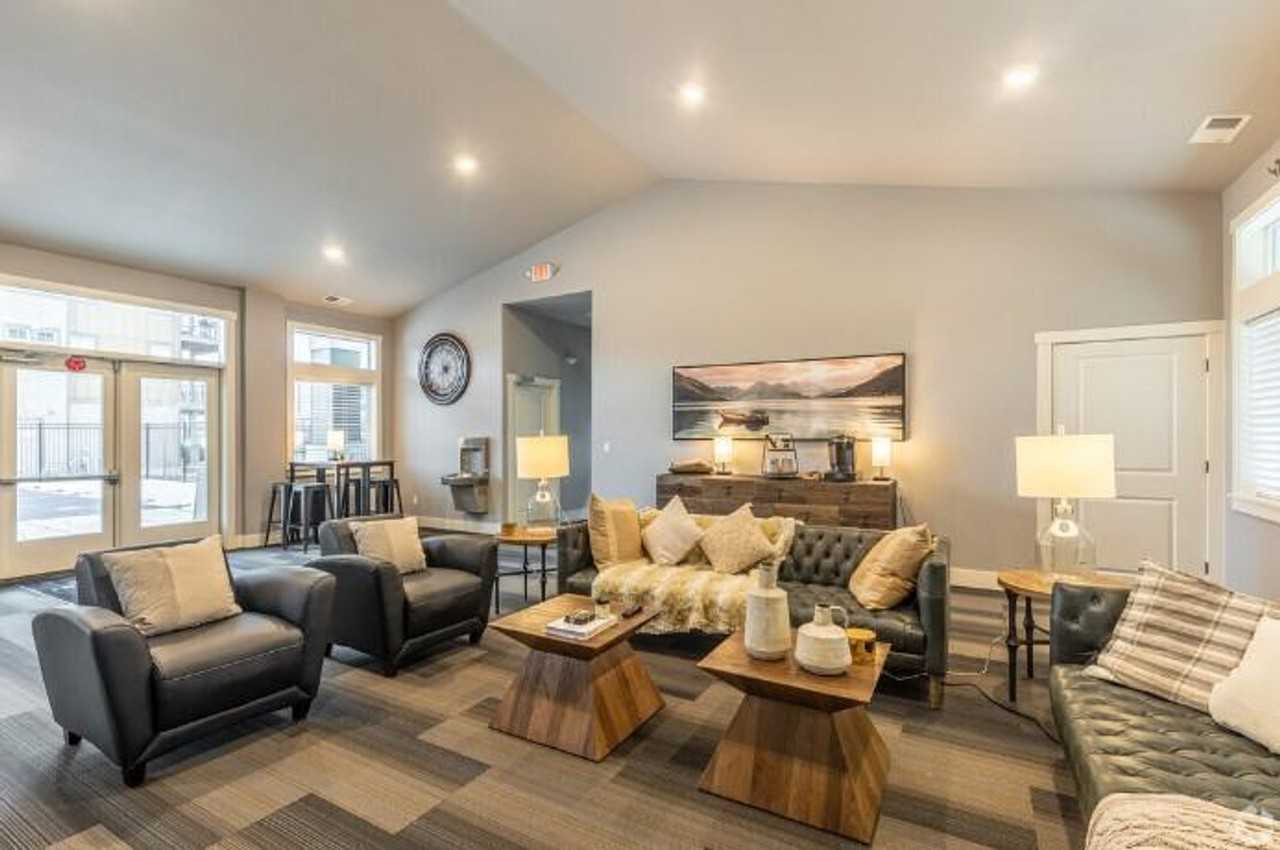 7136 Nw 159th Ave #1280534P - Photo 2 of 6