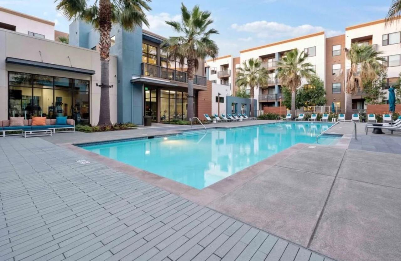 251 Brandon St #1280558P - Photo 6 of 7