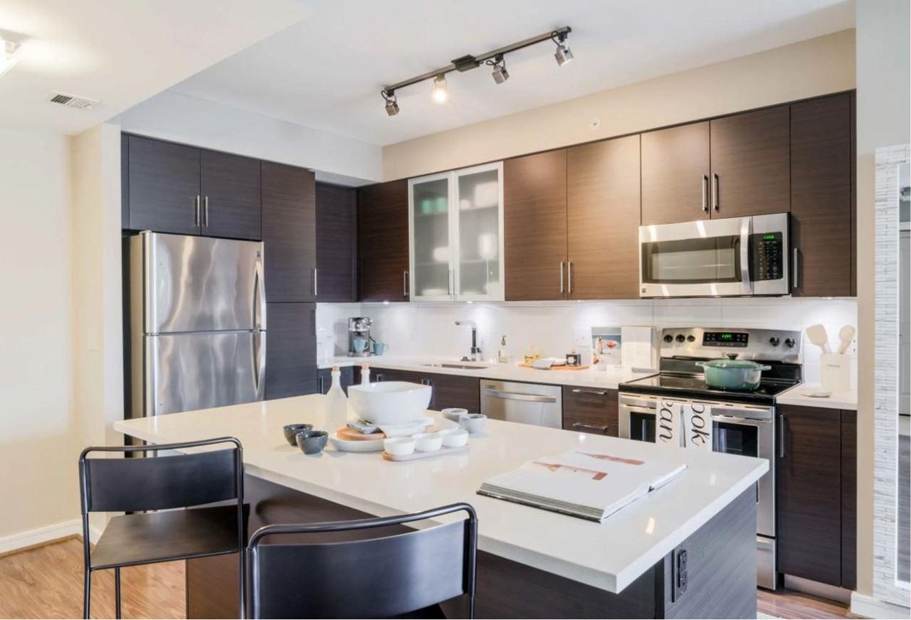 575 12th Road South - Photo 5 of 9