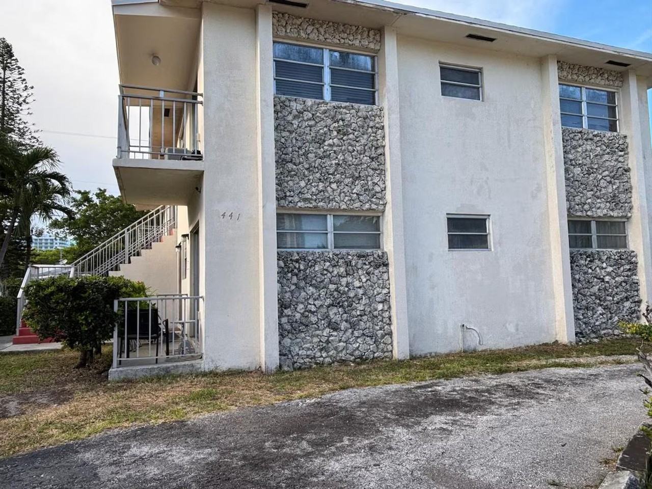 441 Sw 5th Ave #1281849P - Photo 7 of 25