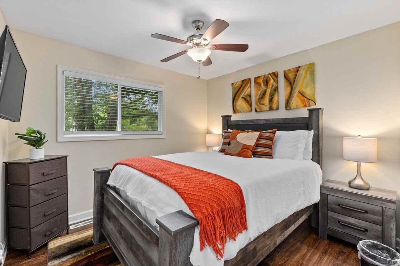 901 W Dundee Rd #1285052P - Photo 3 of 14