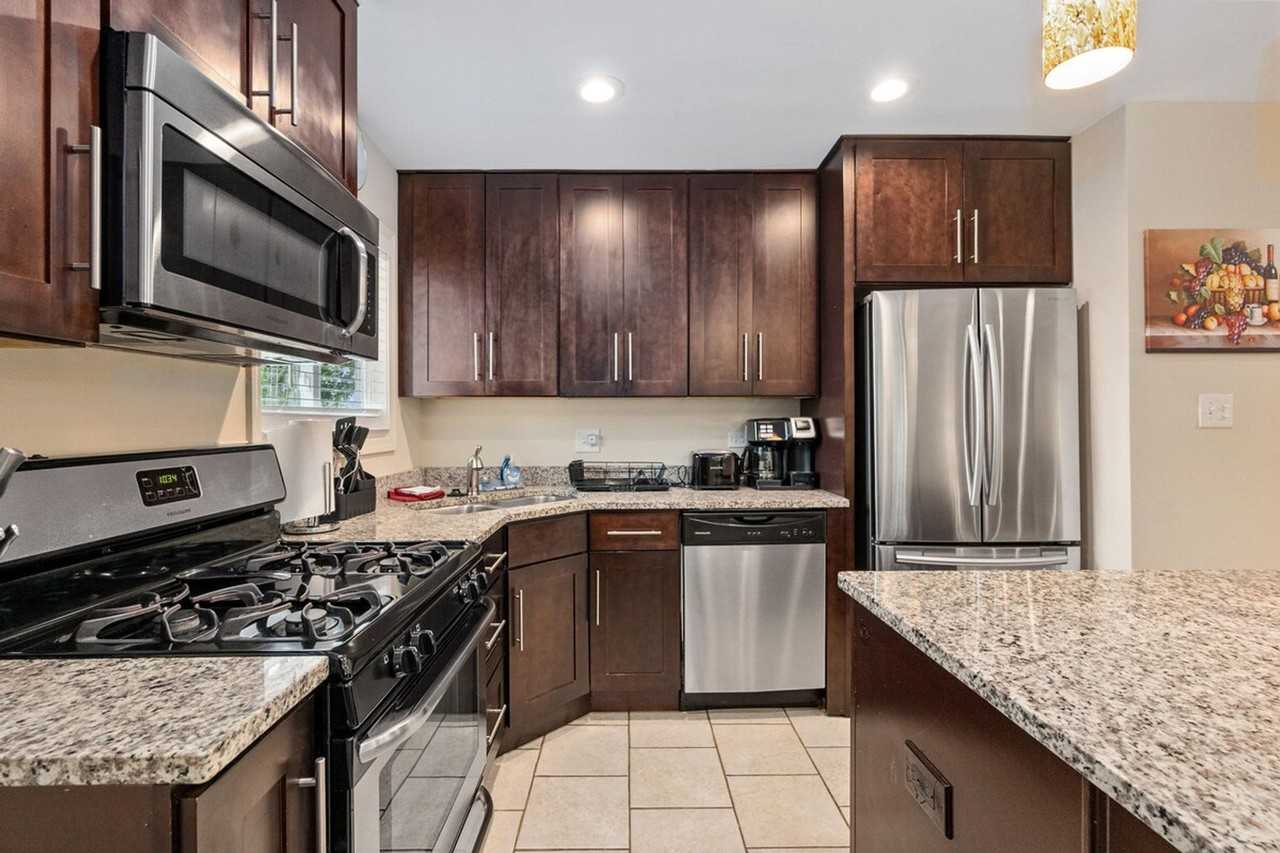 901 W Dundee Rd #1285052P - Photo 6 of 14