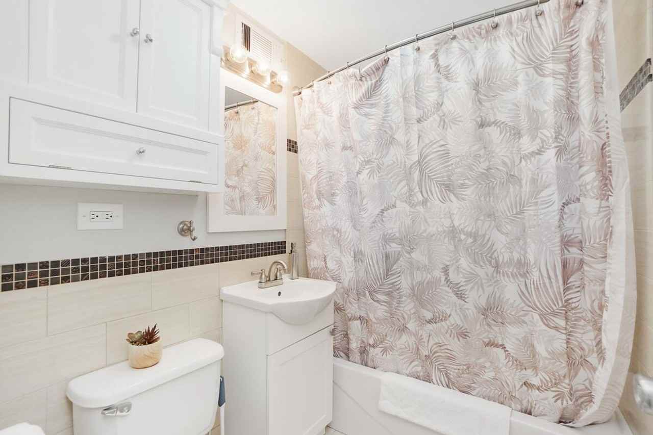 238 Carter Ct #1285056P - Photo 7 of 20