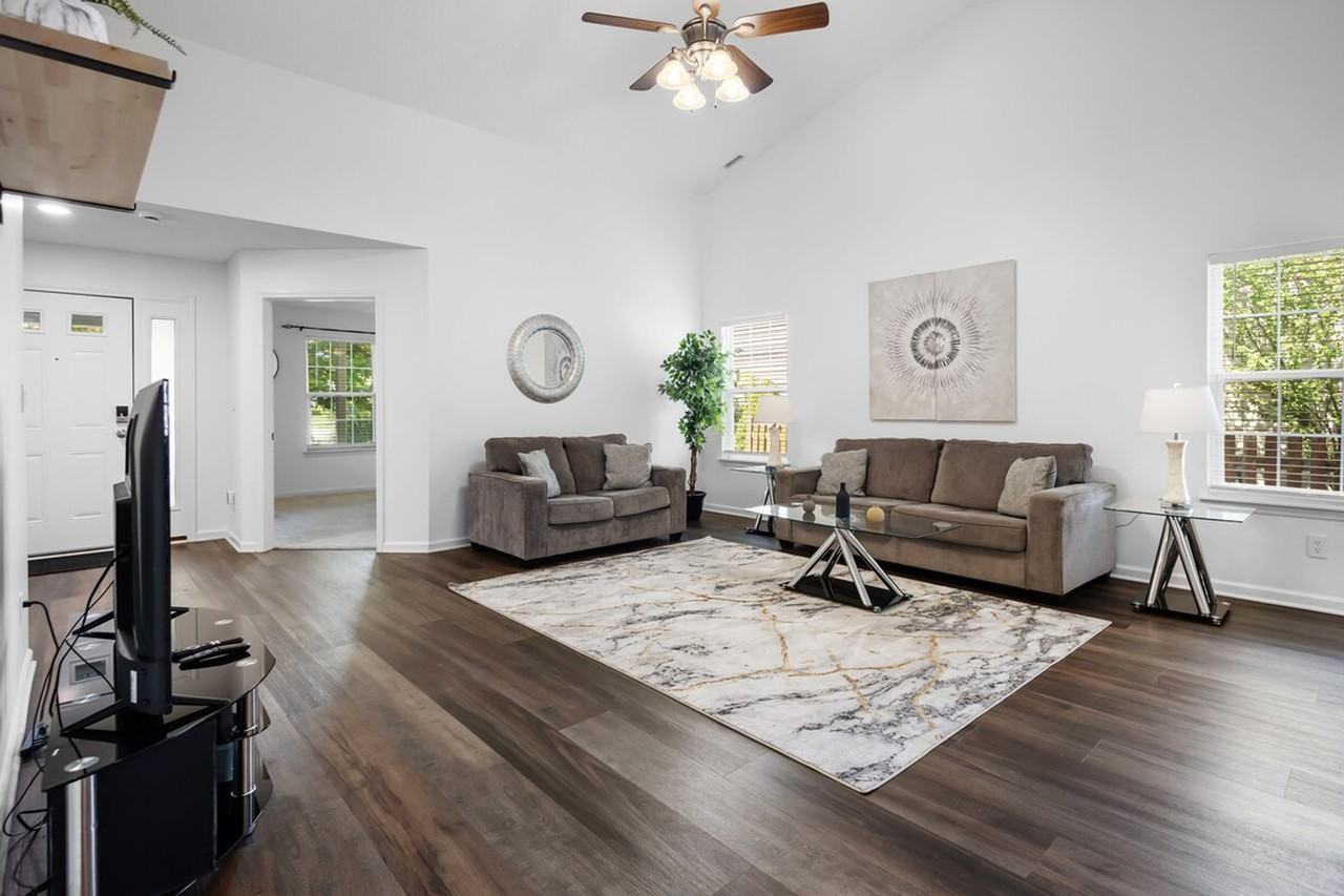 13847 Catalina Dr #1285074P - Photo 7 of 35