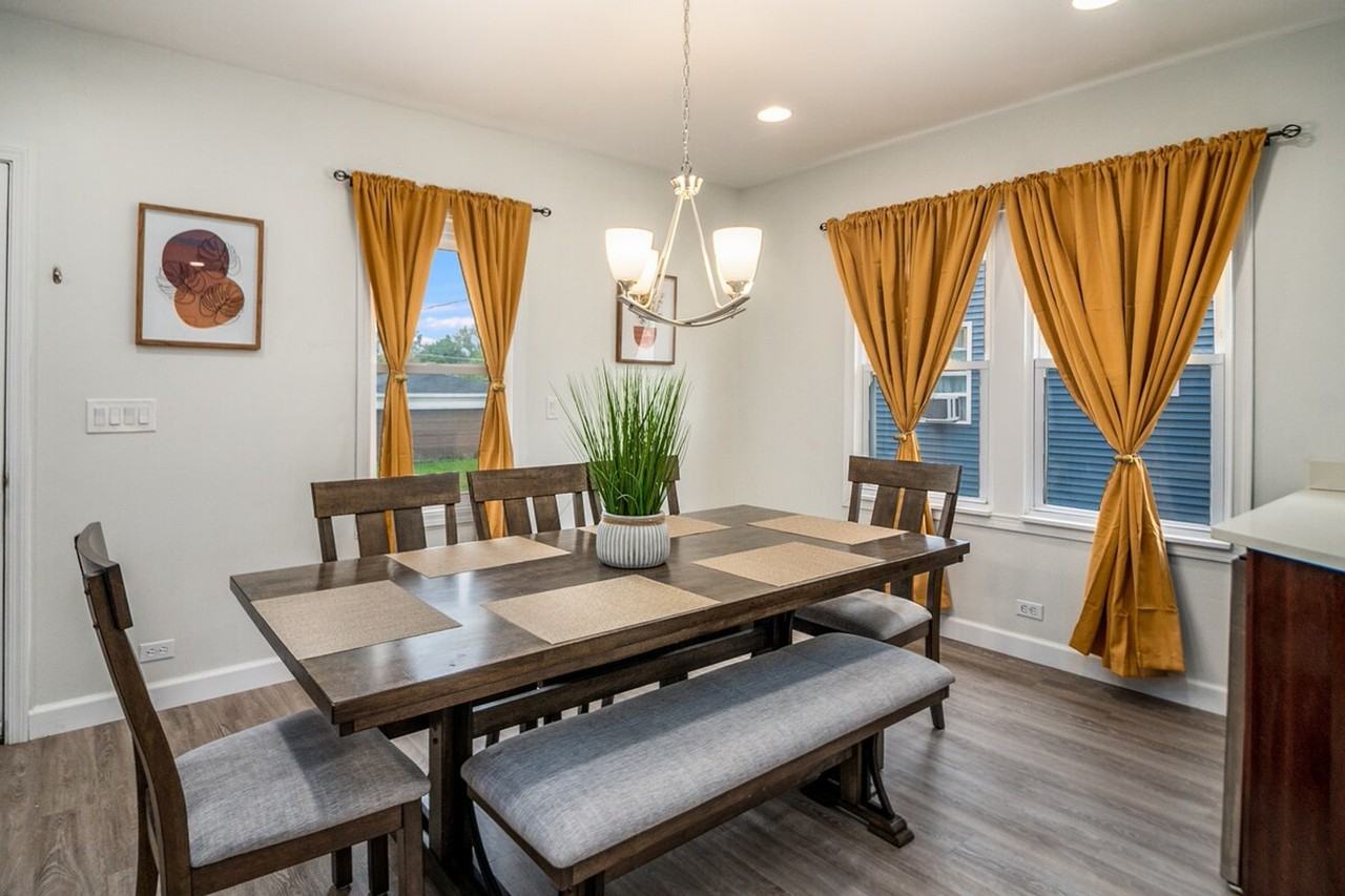 334 S Wisconsin Ave #1285085P - Photo 3 of 24