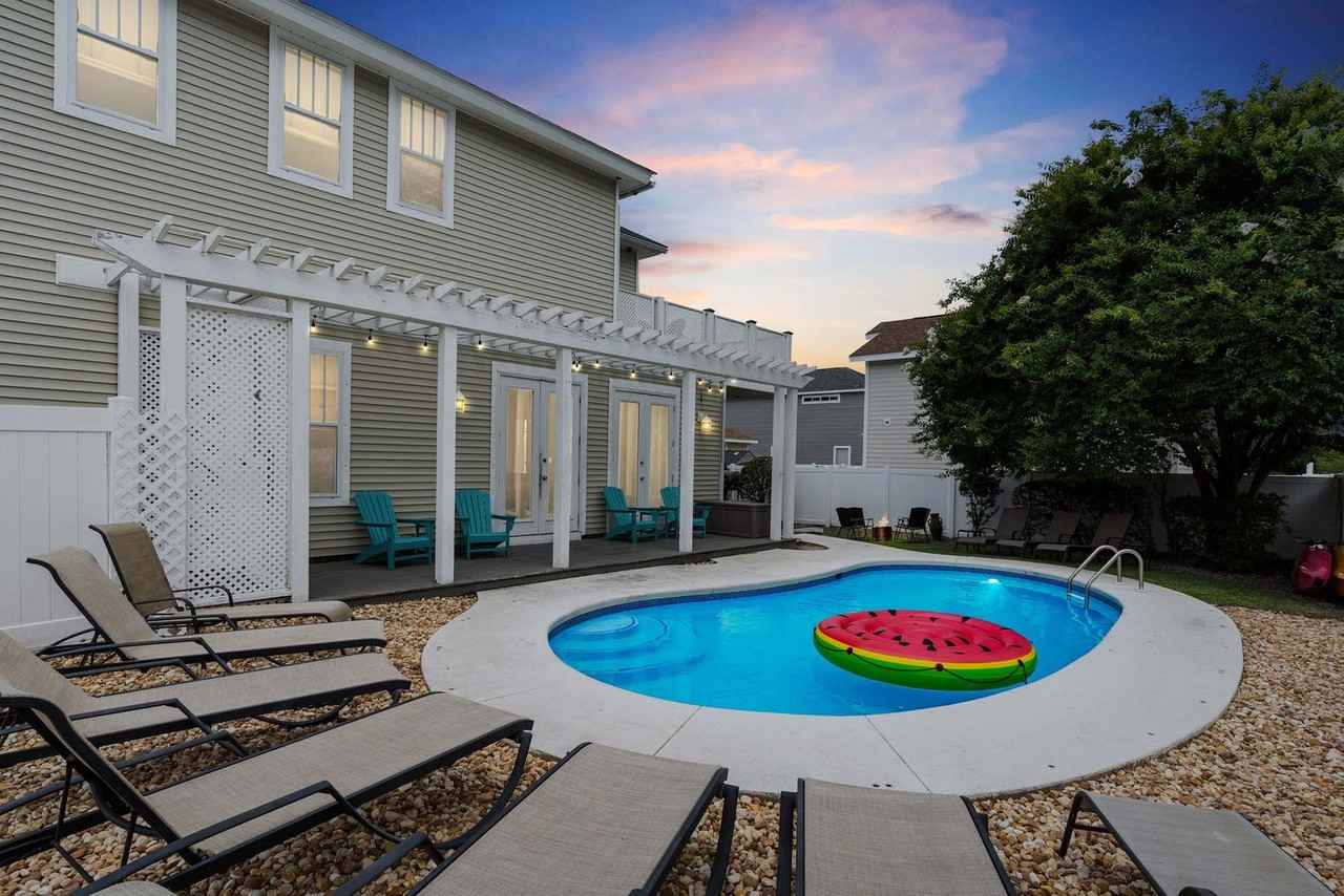 4456 Luke Ave #1285931P - Photo 7 of 50