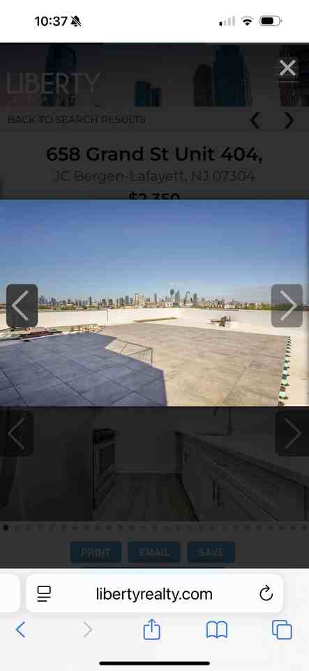 658 Grand St - Photo 3 of 14