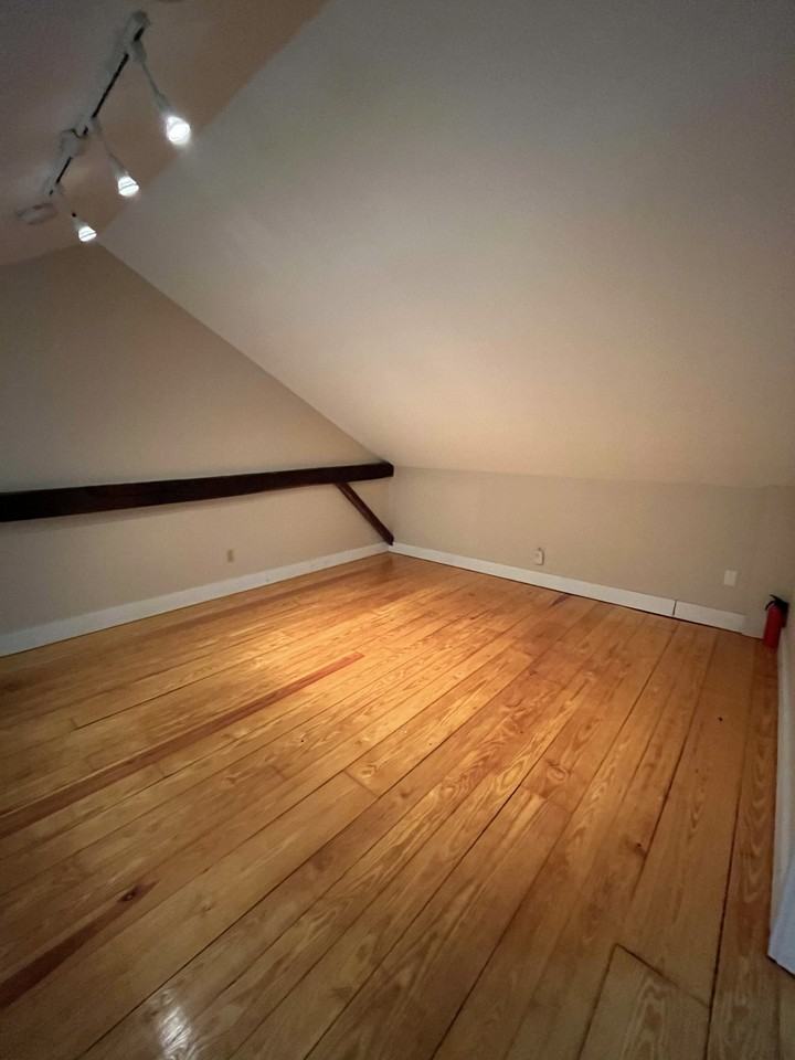 121 Bay Rd #2 - Photo 4 of 19