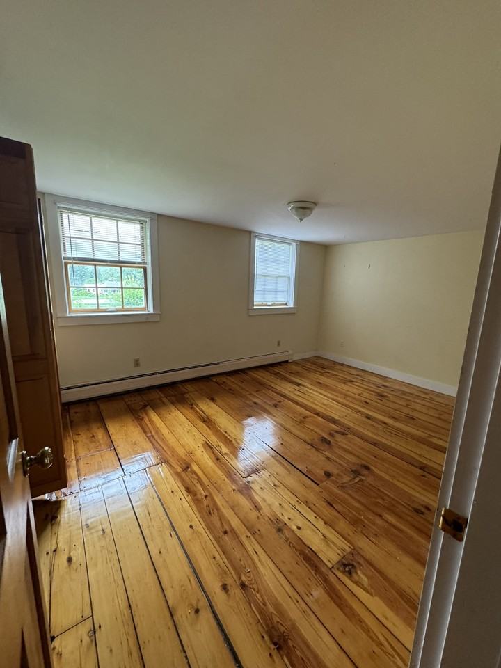 121 Bay Rd #2 - Photo 3 of 19