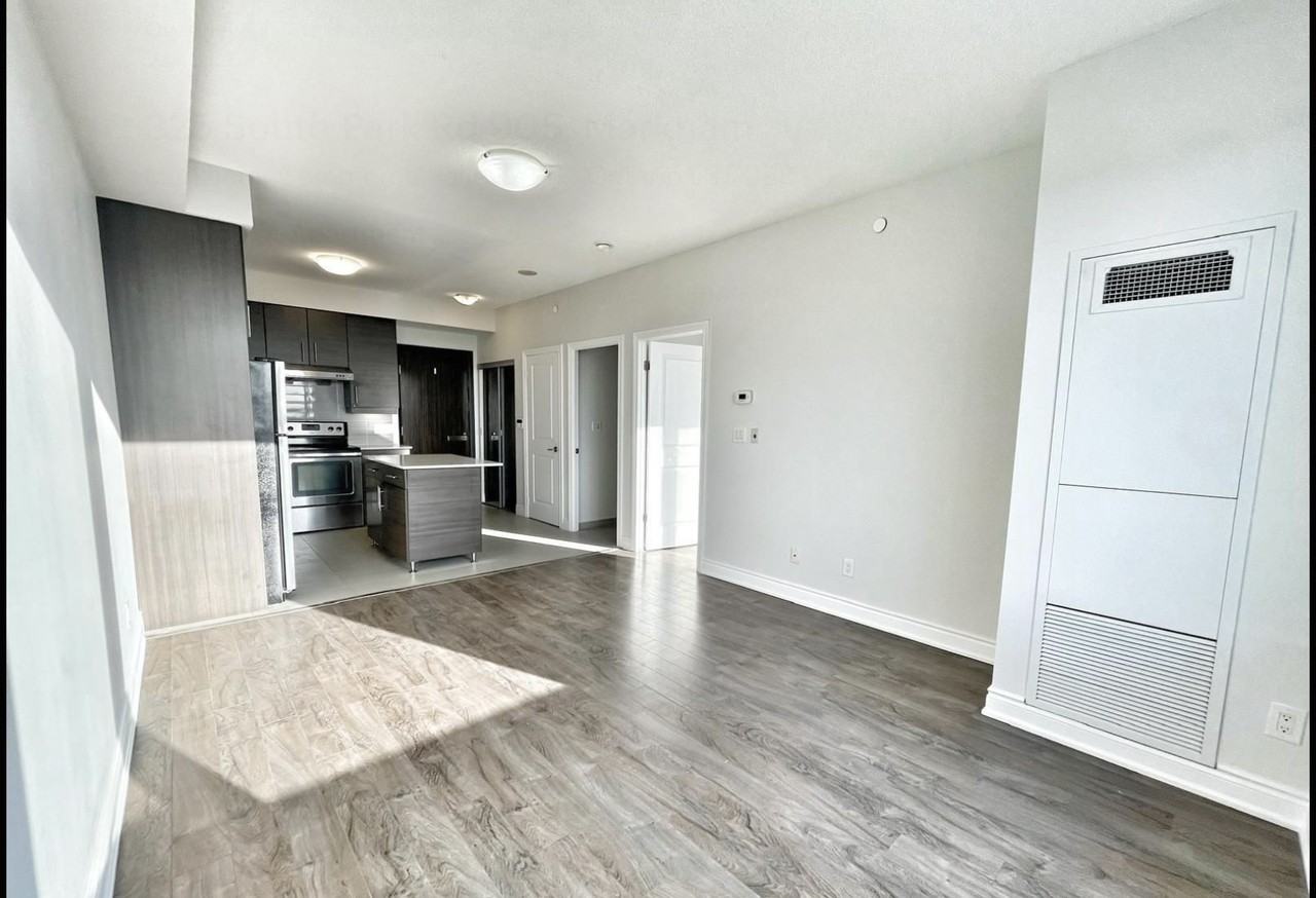 325 South Park Rd - Photo 3 of 6