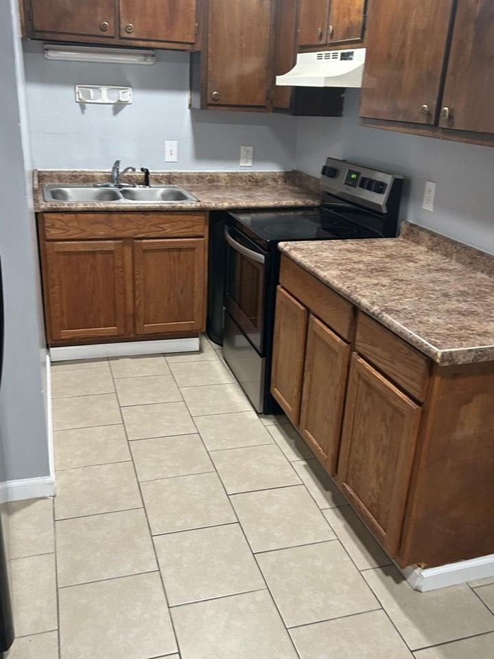 5741 Aftonshire Dr #5741 - Photo 2 of 9