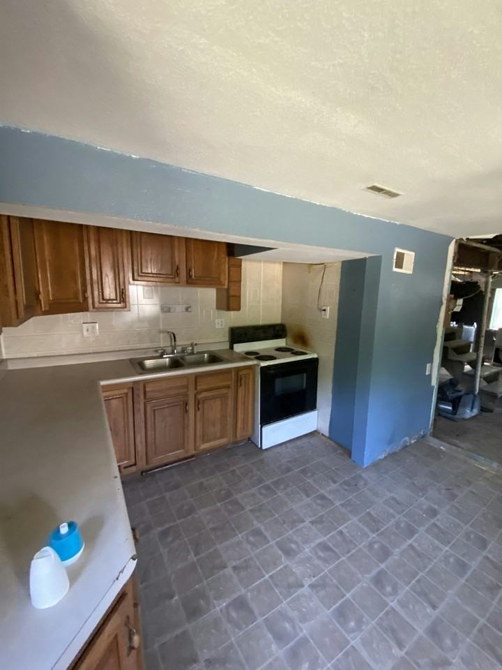 70 Church Street - Photo 2 of 15