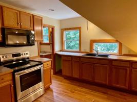 featured image of 129 Fisher St