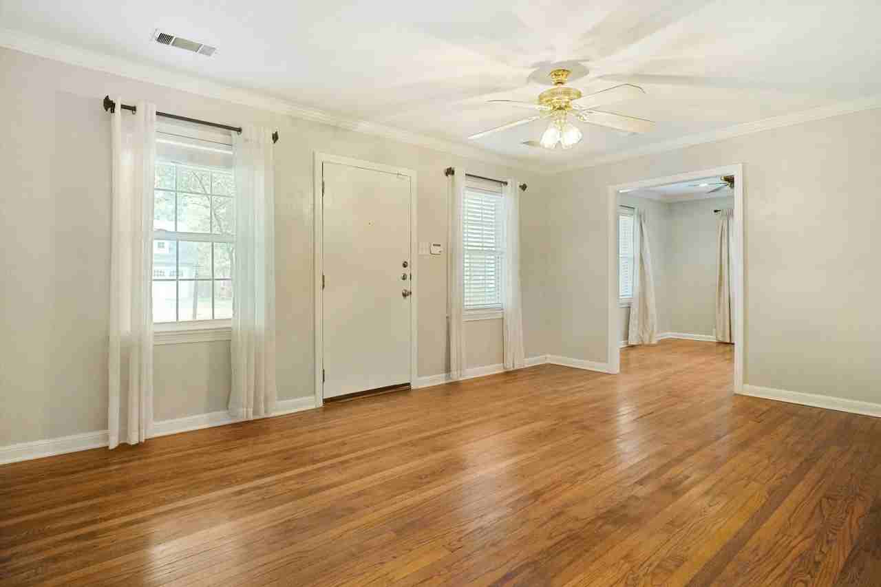 2709 W Bewick St - Photo 2 of 17